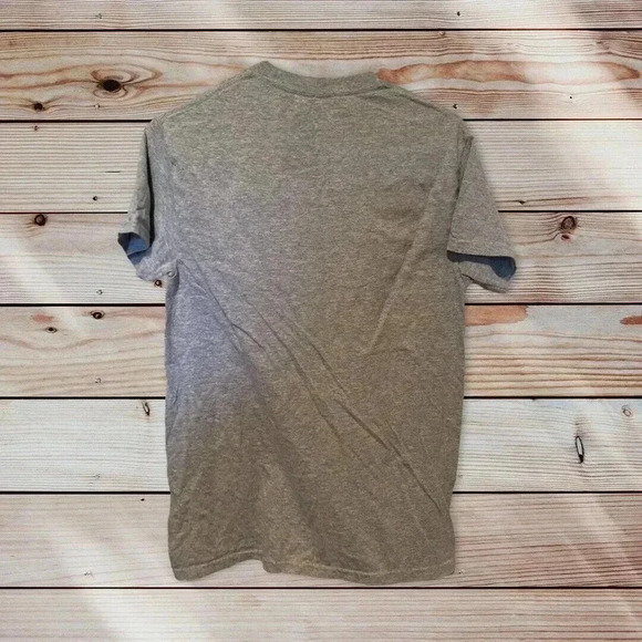 D O M SIZE SMALL GRAY T SHIRT WITH THE SAYINGS IT’S CALLED THINKING - Picture 2 of 2